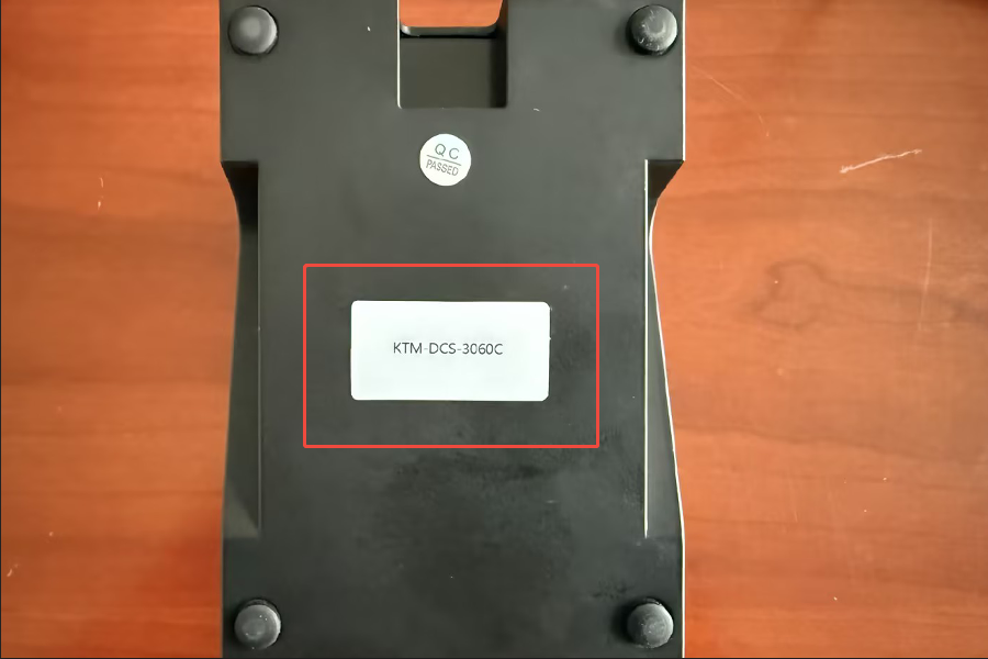 Kuntong坤通数字会议单元如何区别主席单元与代表单元？